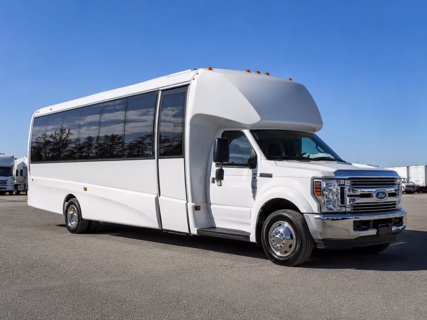 buses for st charles area art theatre and museum field trips