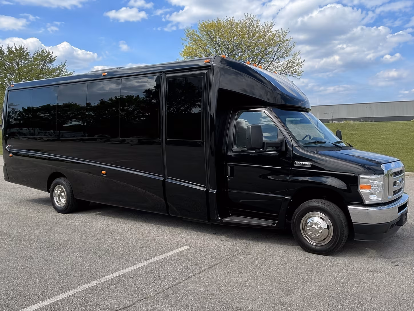 concert shuttle buses for groups heading to stifel theatre and the fabulous fox
