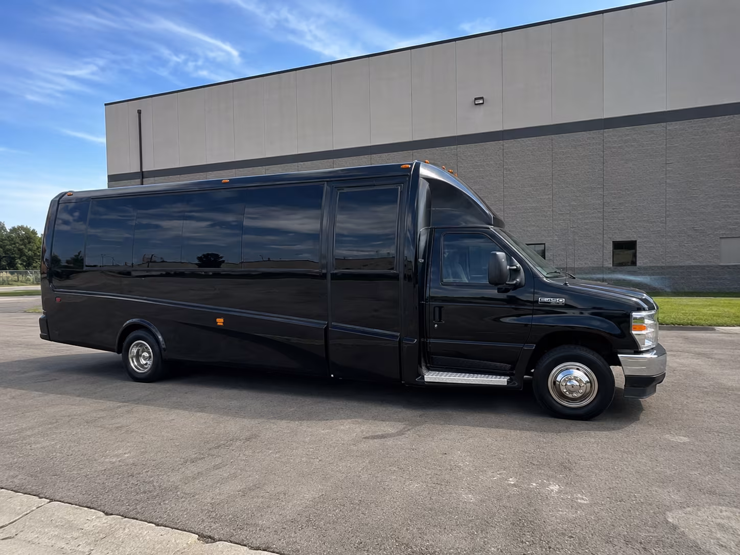 rent a minibus in st charles for a stress free prom night pickup route