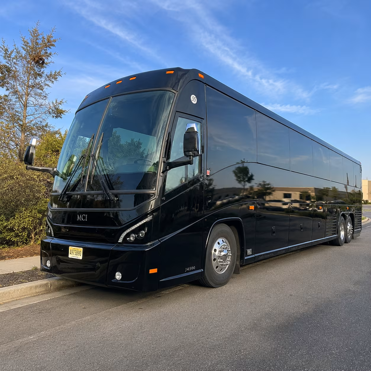 shuttle buses between st charles hotels and lambert international