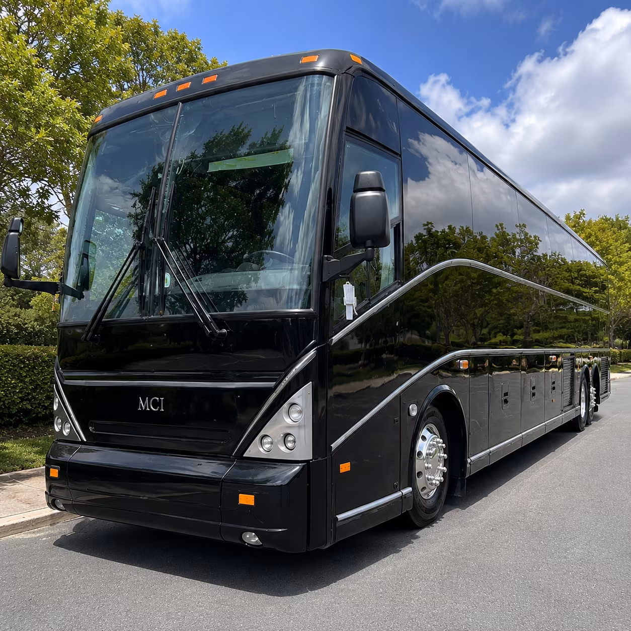 shuttle buses for federal agency teams in the st charles and st louis metro