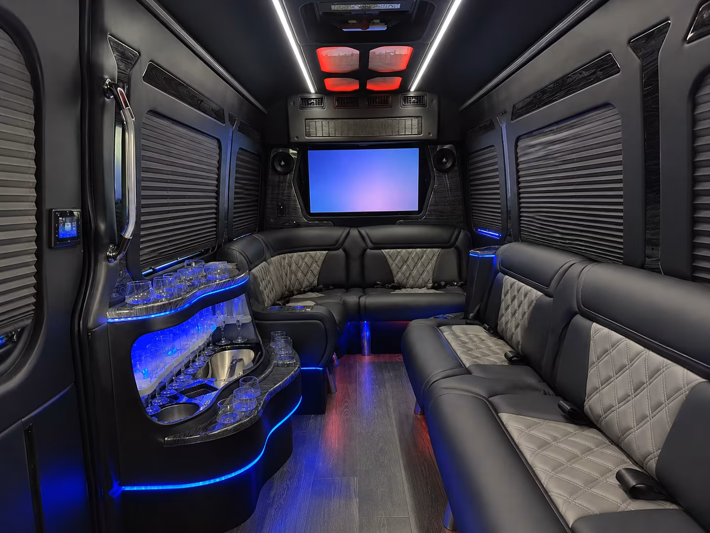 shuttle buses to enterprise center and chaifetz arena in st louis