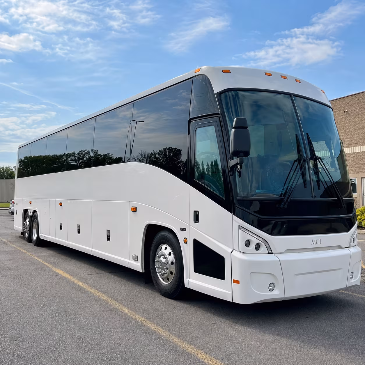 st charles charter bus rentals for corporate campus shuttles