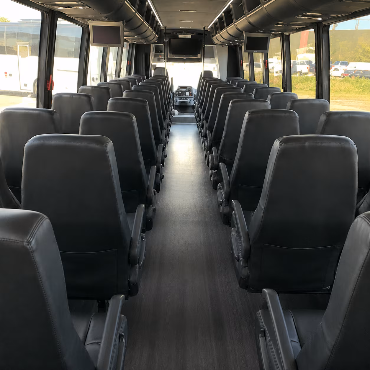 wine tour bus rentals for wedding groups visiting st charles wineries