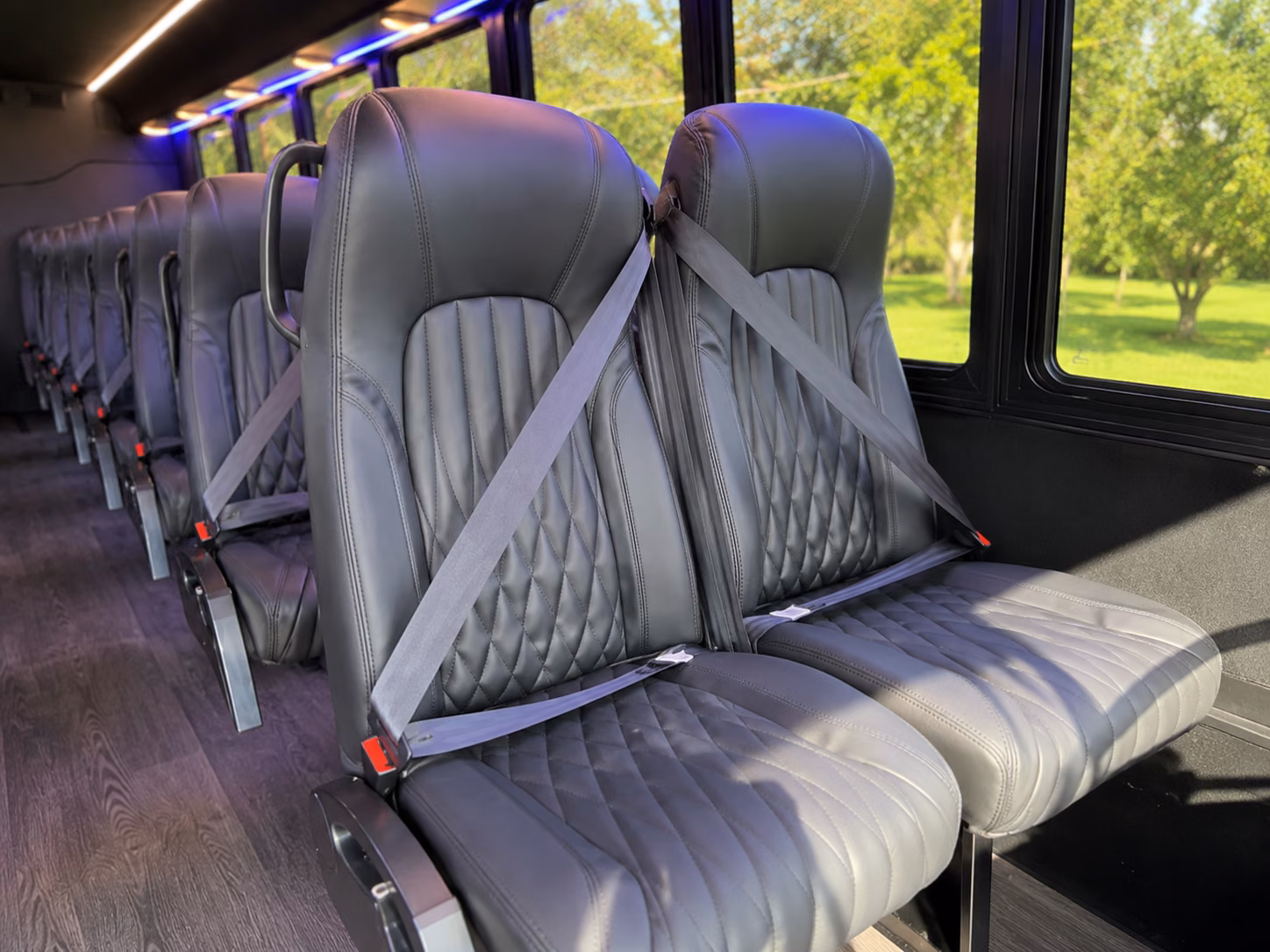 winery and brewery combo tour buses around st charles and st louis county